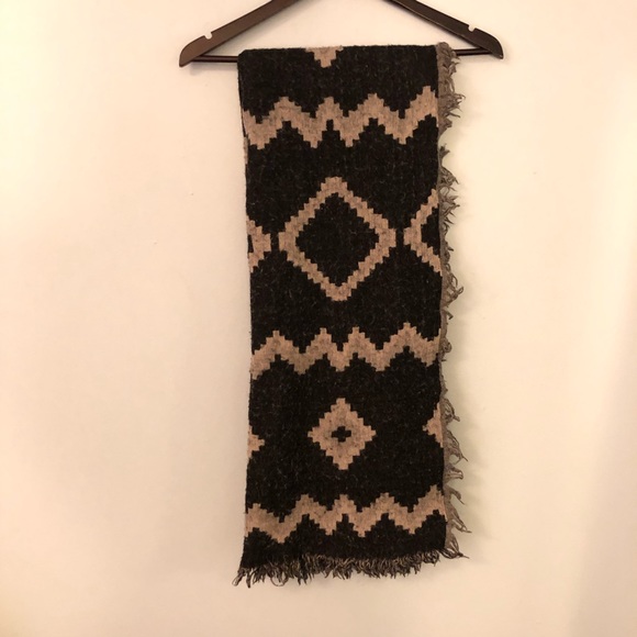Wilfred diamond mosaic blanket scarf - black - Picture 1 of 4
